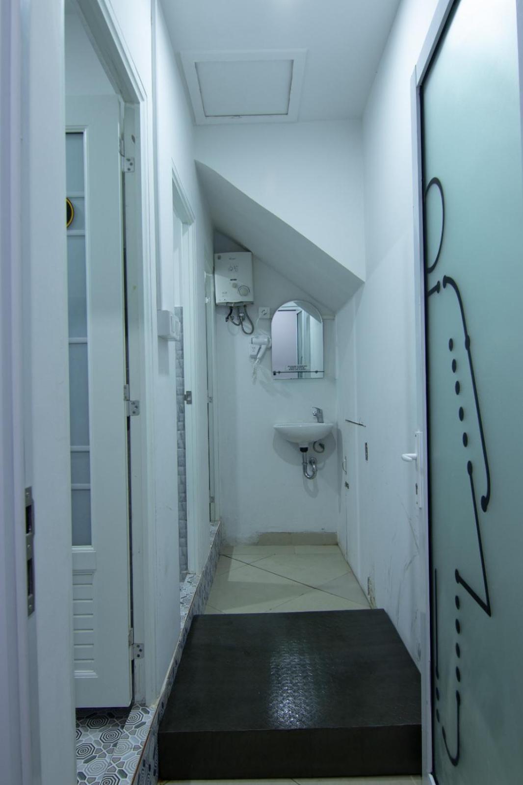Kareem Syariah Hostel Bukittinggi Zewnętrze zdjęcie