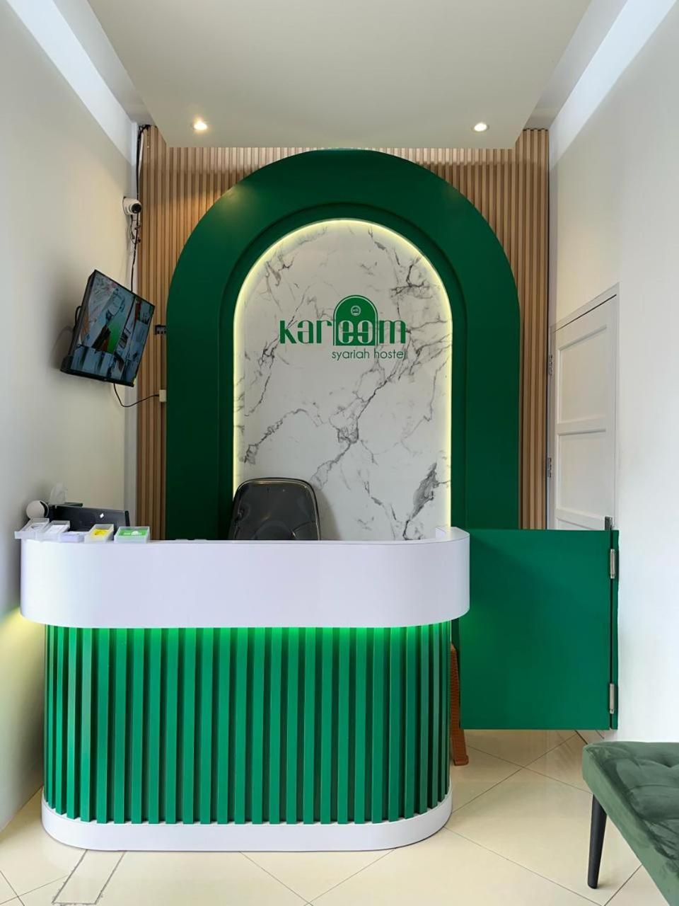 Kareem Syariah Hostel Bukittinggi Zewnętrze zdjęcie